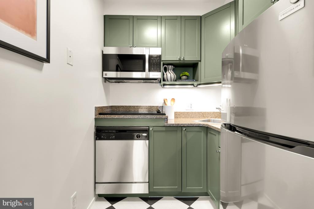 1844 Columbia Rd NW #301
