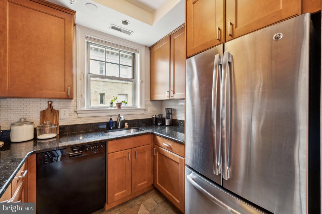 3220 17th St NW #309