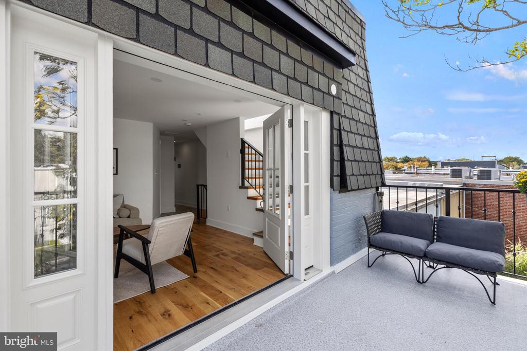 119 Bates St NW #2