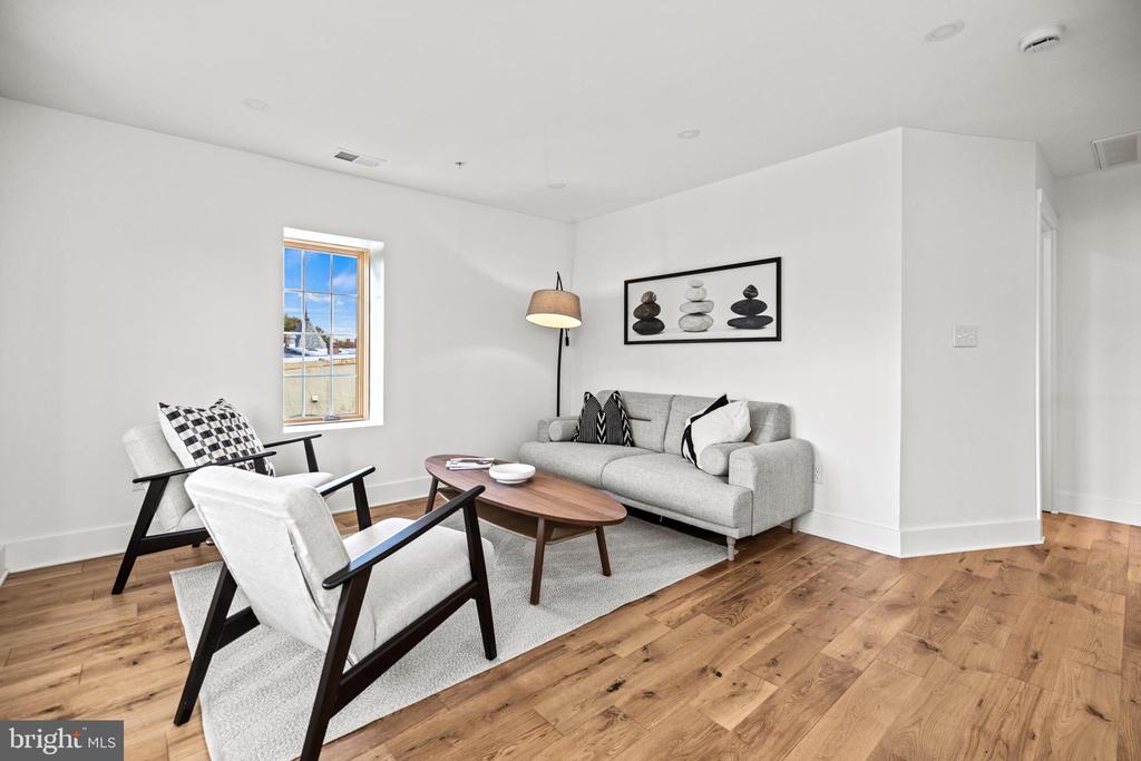 119 Bates St NW #2