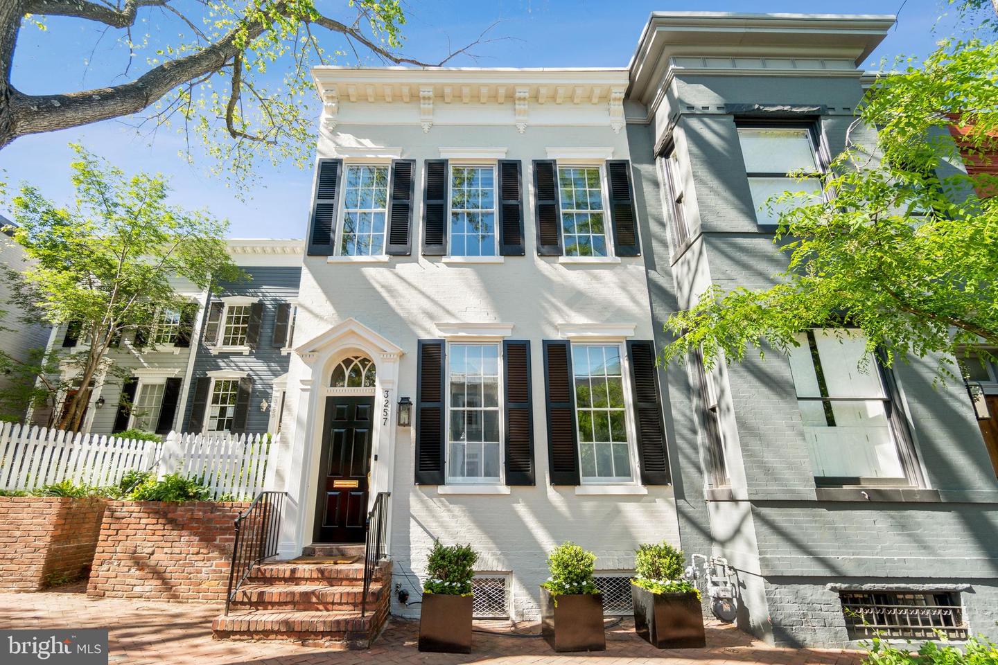 3257 O St NW