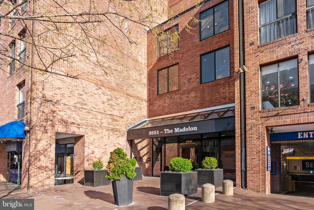 3251 Prospect St NW #319