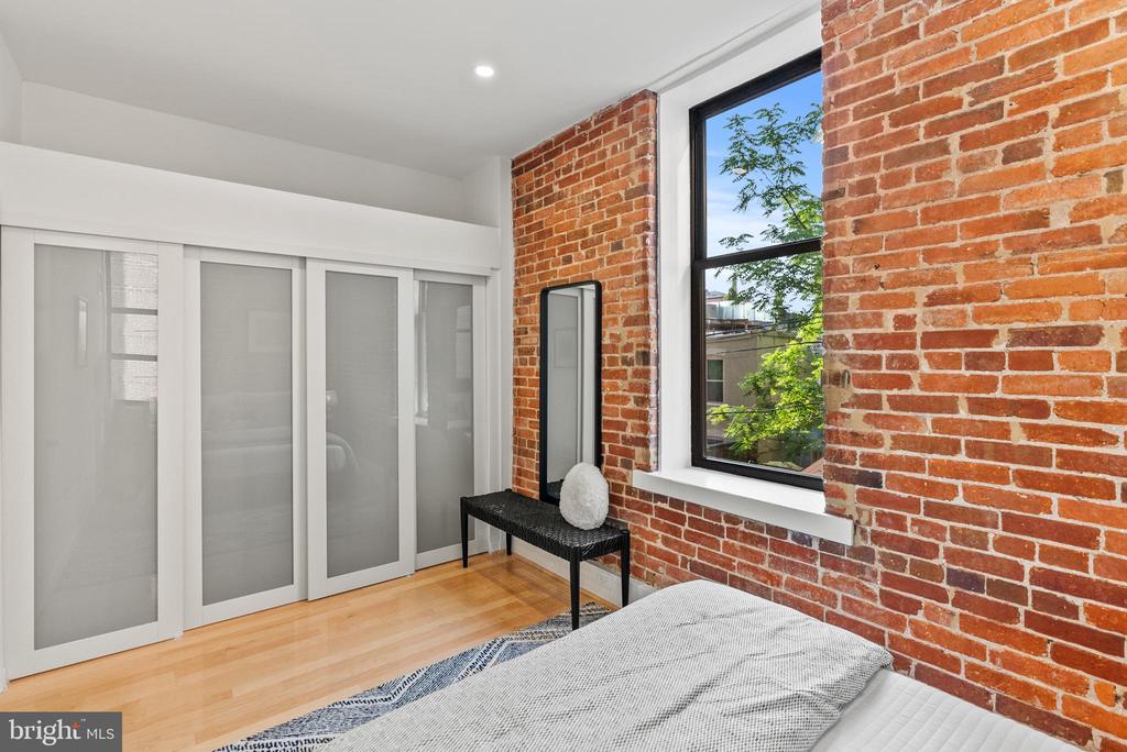 1615 Q St NW #214