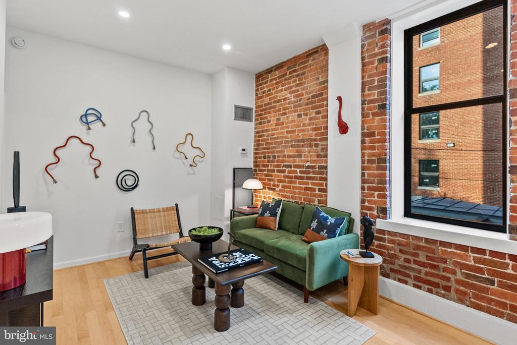 1615 Q St NW #214