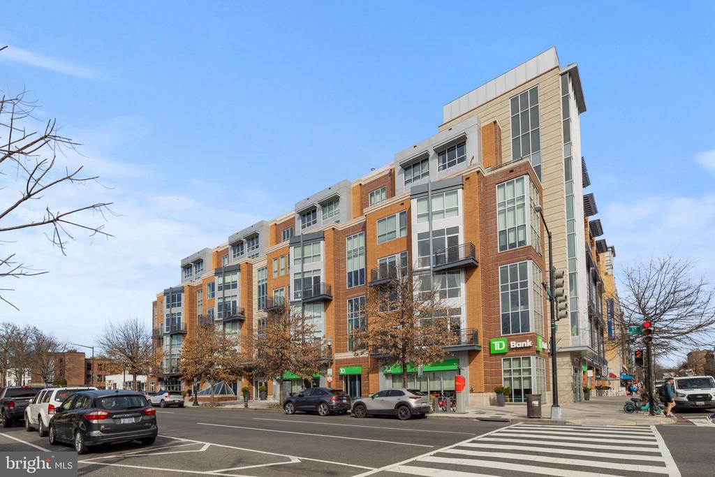 1515 15th St NW #606