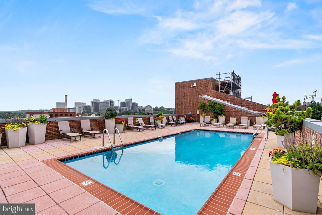 3251 Prospect St NW #317