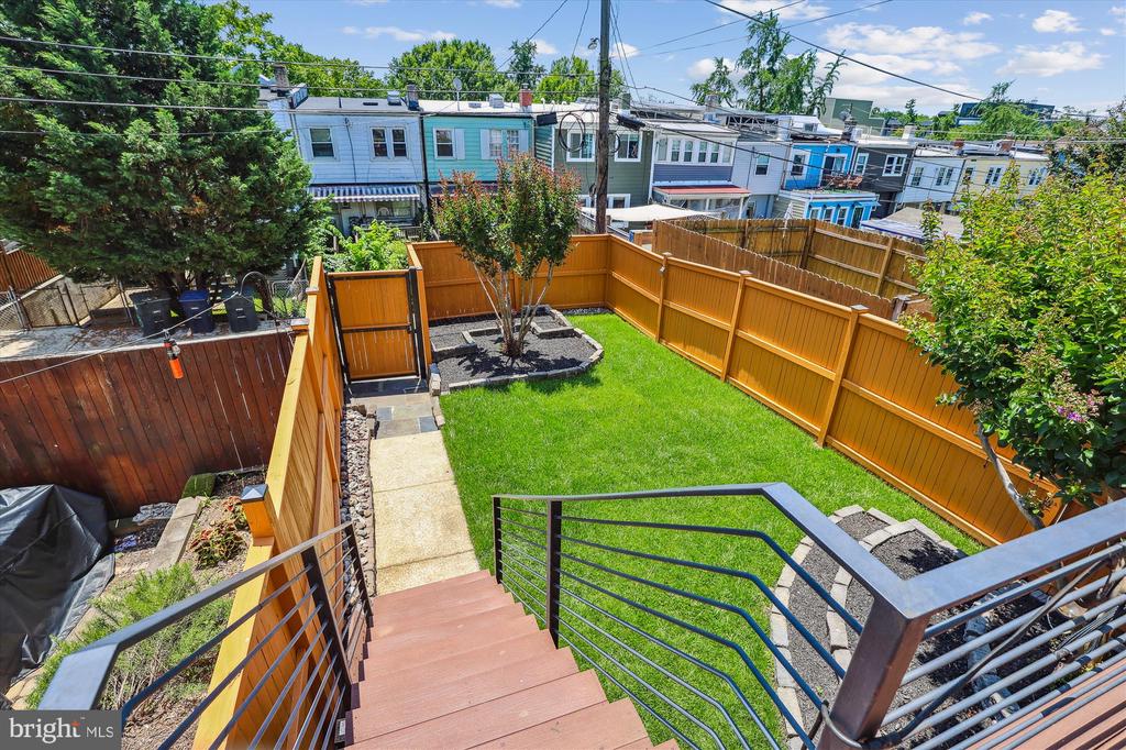 904 EMERSON STREET NW