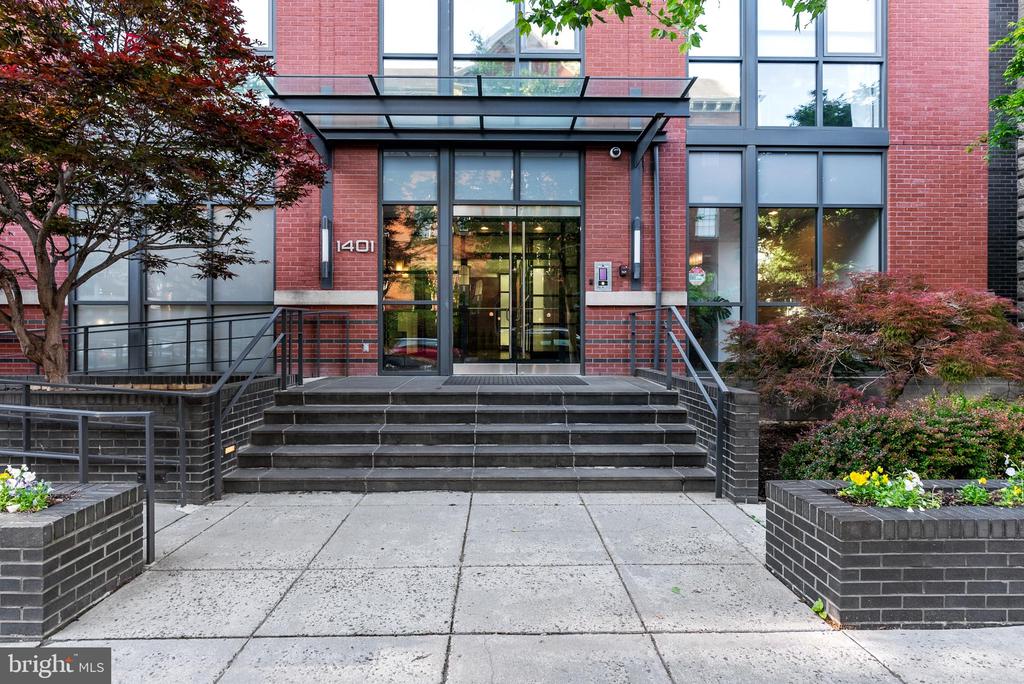 1401 Q St NW #605