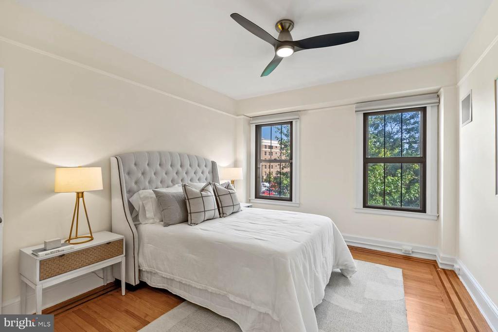 1613 Harvard St NW #306