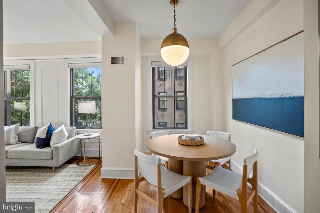 1613 Harvard St NW #306
