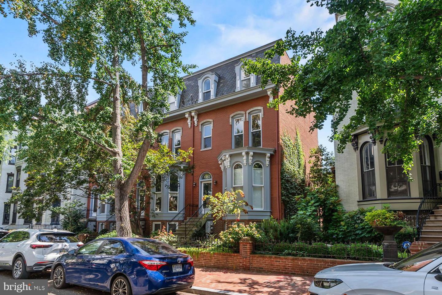1332 Corcoran St NW #6