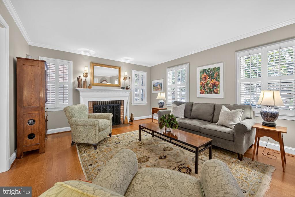 3218 QUESADA STREET NW