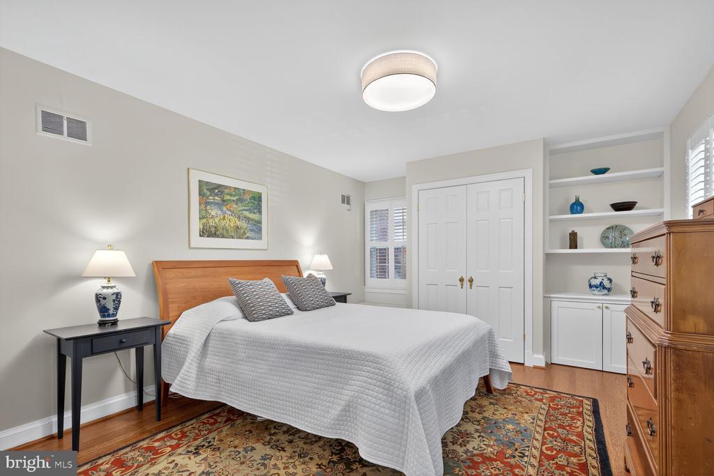 3218 QUESADA STREET NW