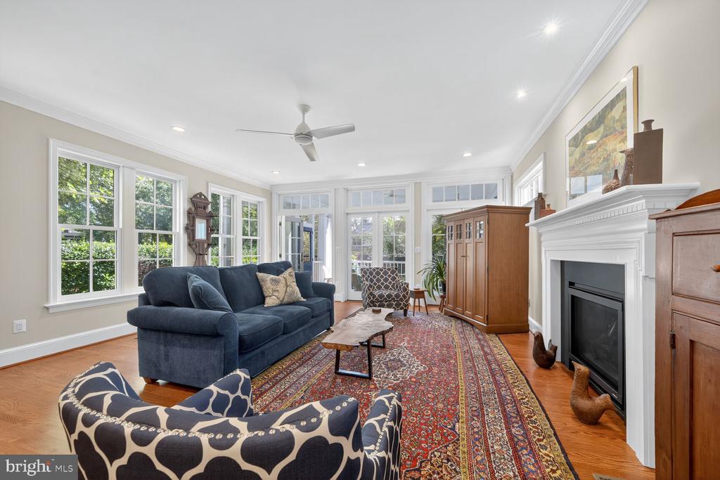 3218 QUESADA STREET NW