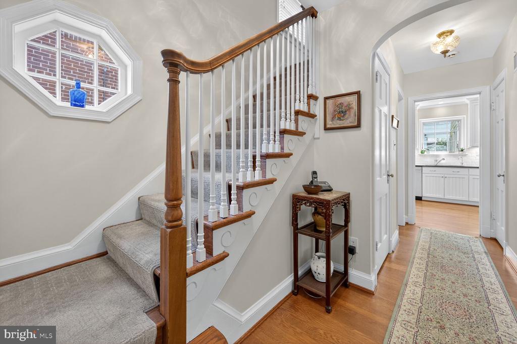 3218 QUESADA STREET NW