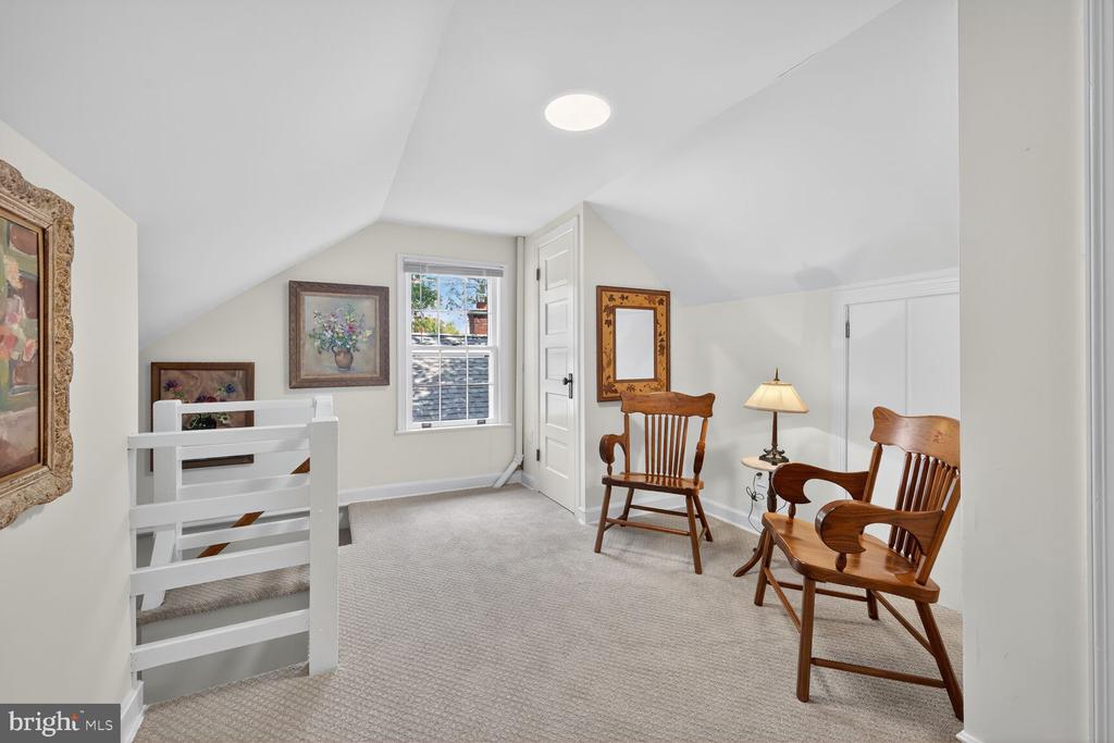3218 QUESADA STREET NW