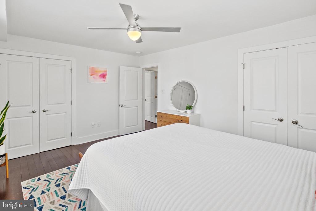 1461 GIRARD STREET NW 201