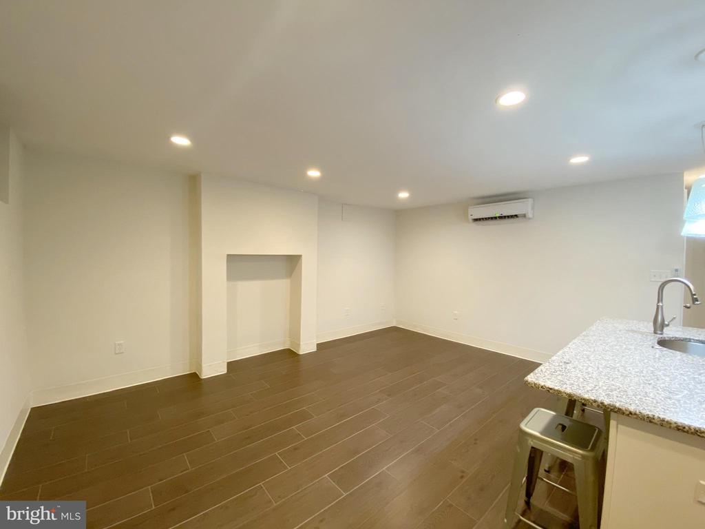 928 P STREET NW #LL