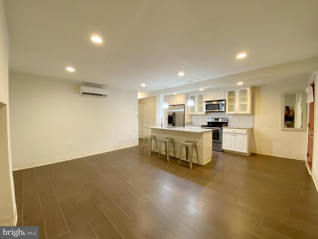 928 P STREET NW #LL