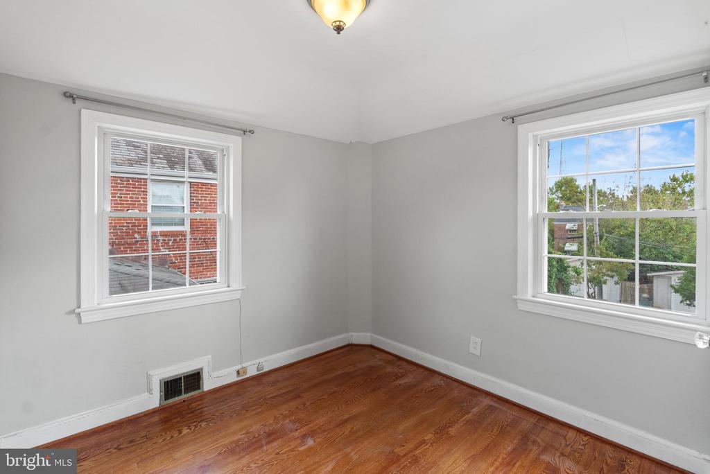 1254 VAN BUREN STREET NW