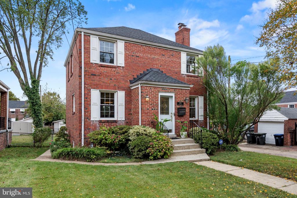 1254 VAN BUREN STREET NW