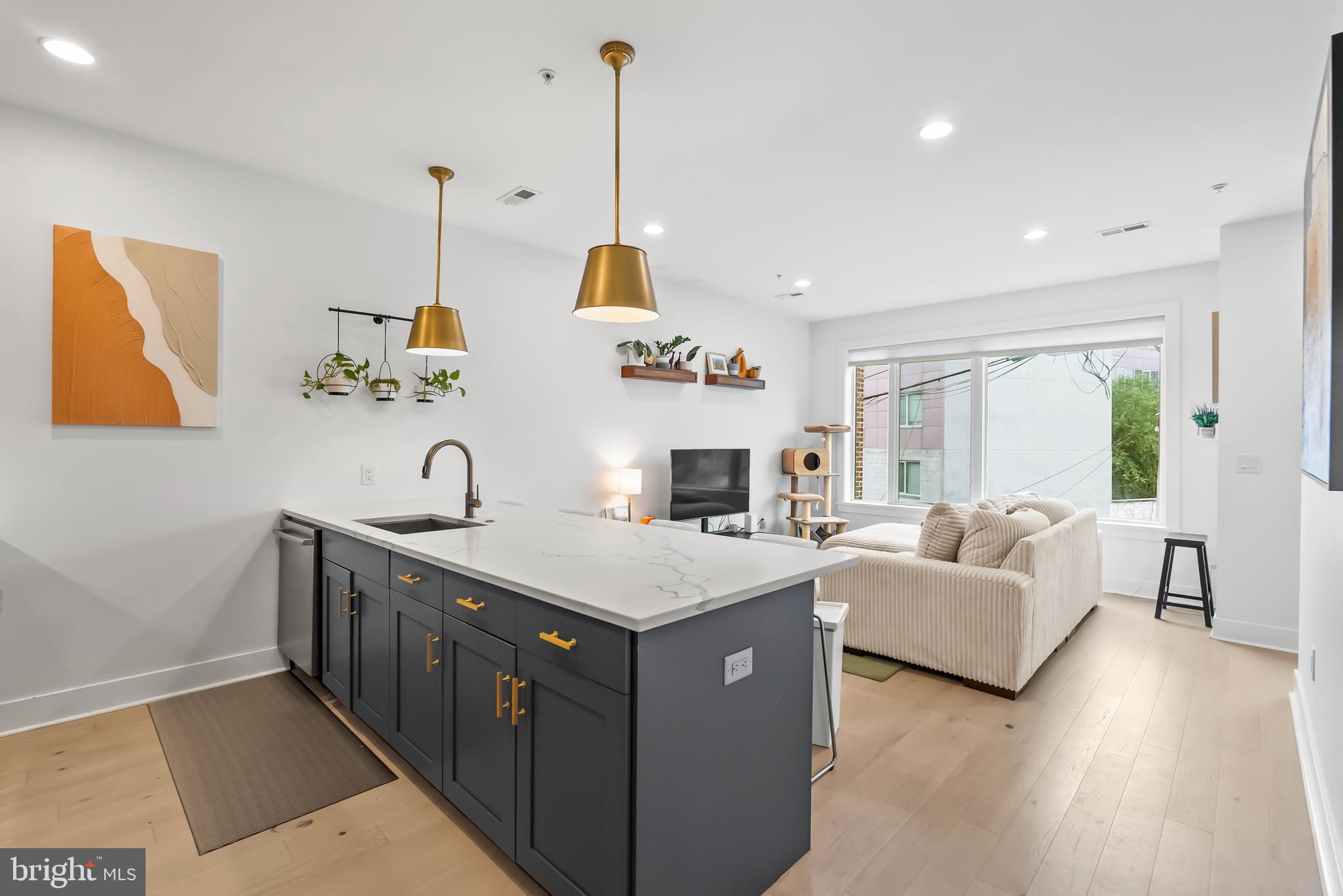 662 GLICK COURT NW 4