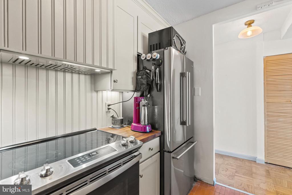 1301 DELAWARE AVENUE SW N725