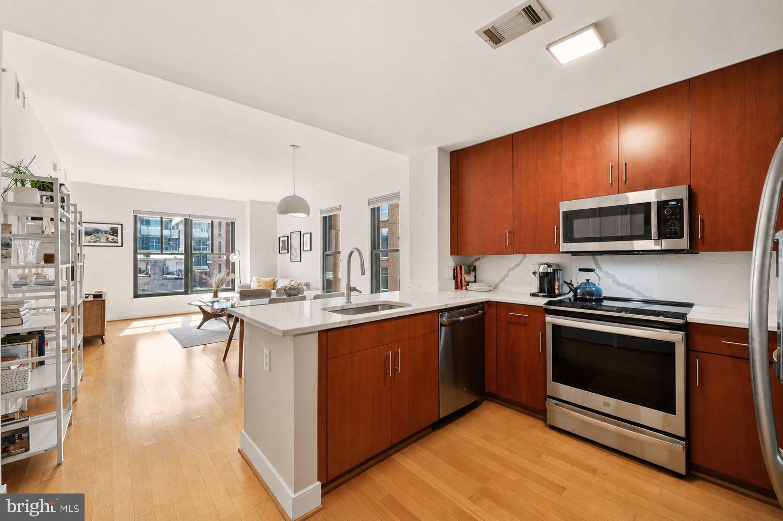 910 M STREET NW 403