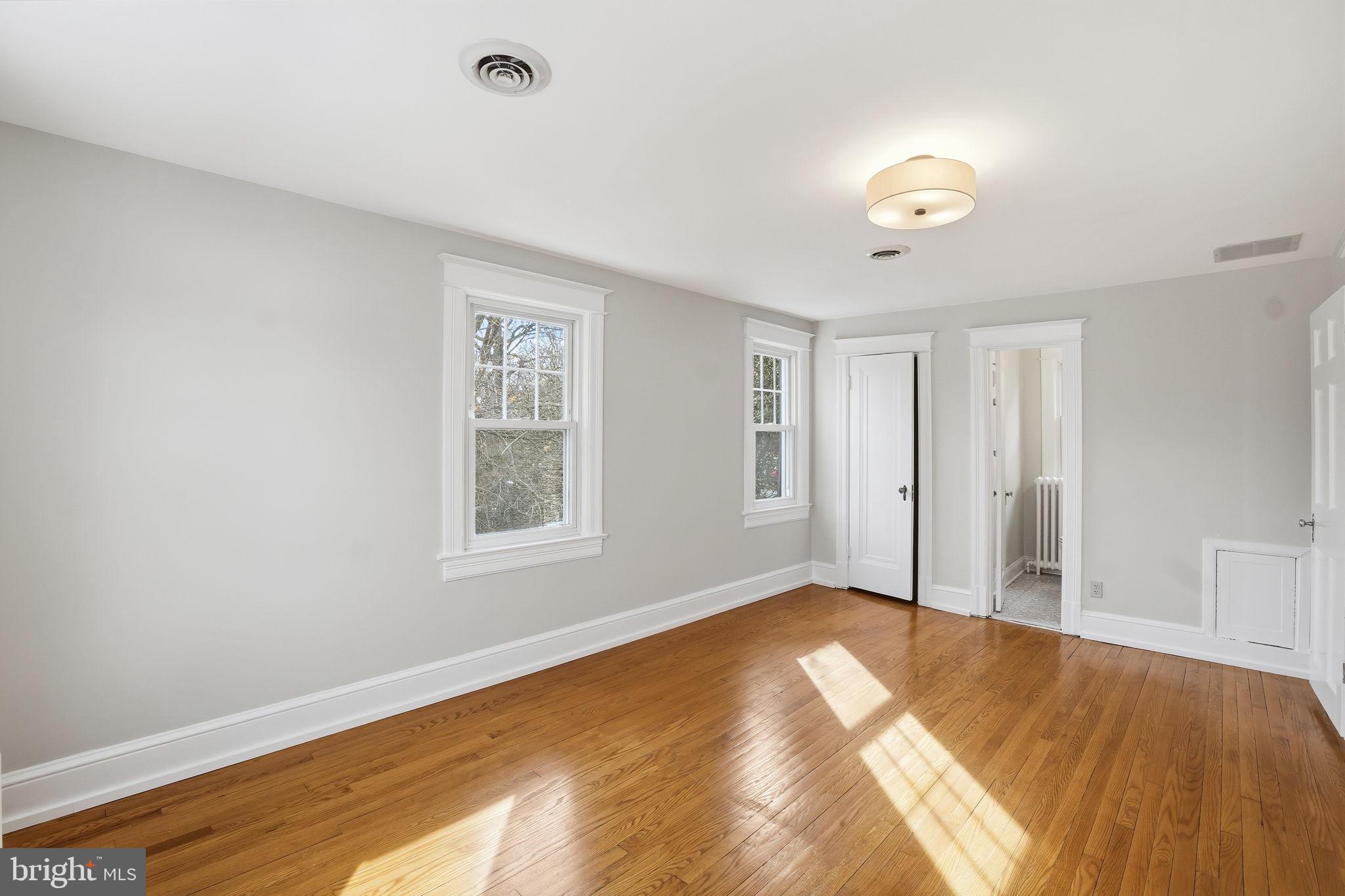 3609 JENIFER STREET NW