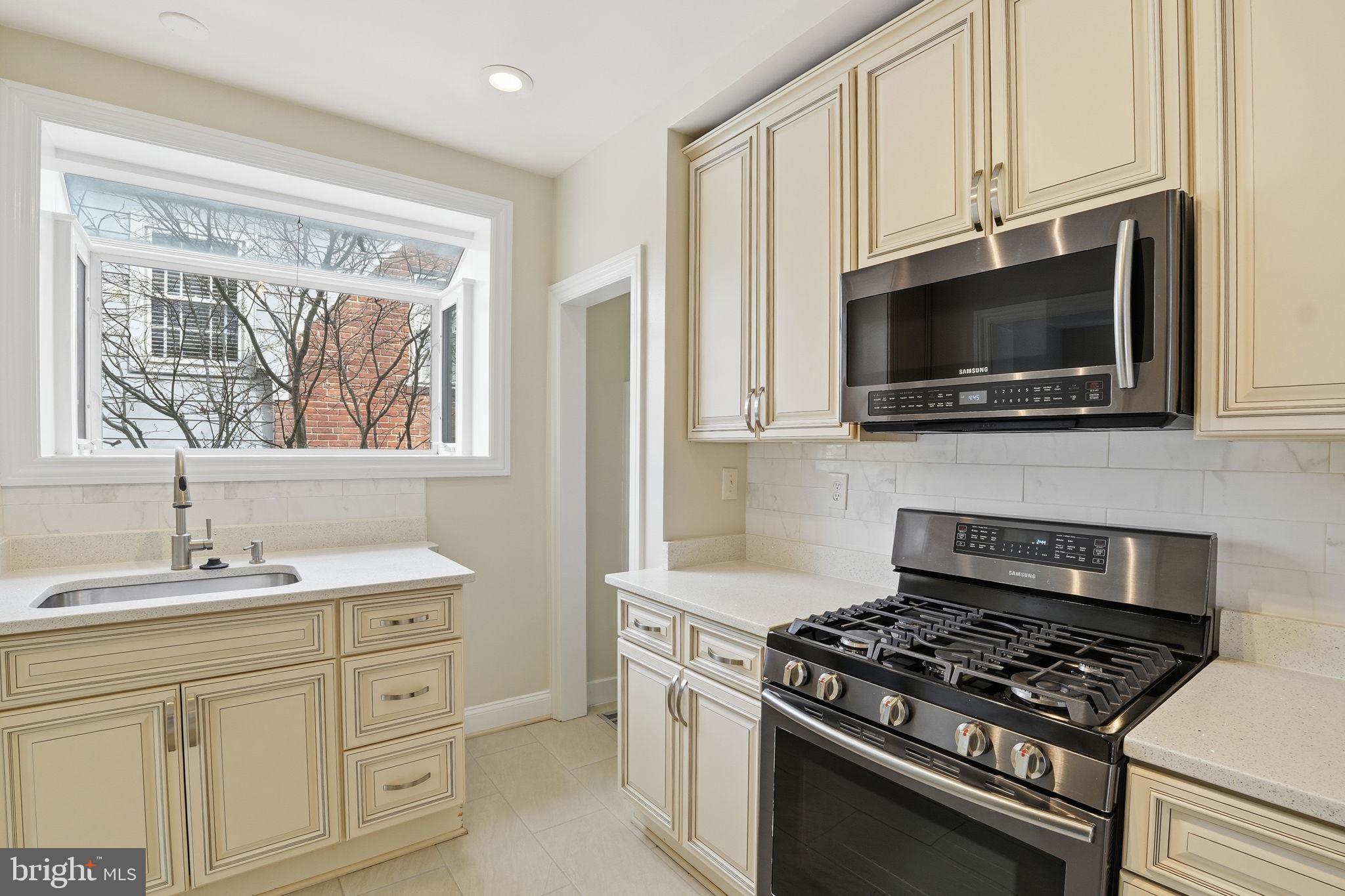 3609 JENIFER STREET NW