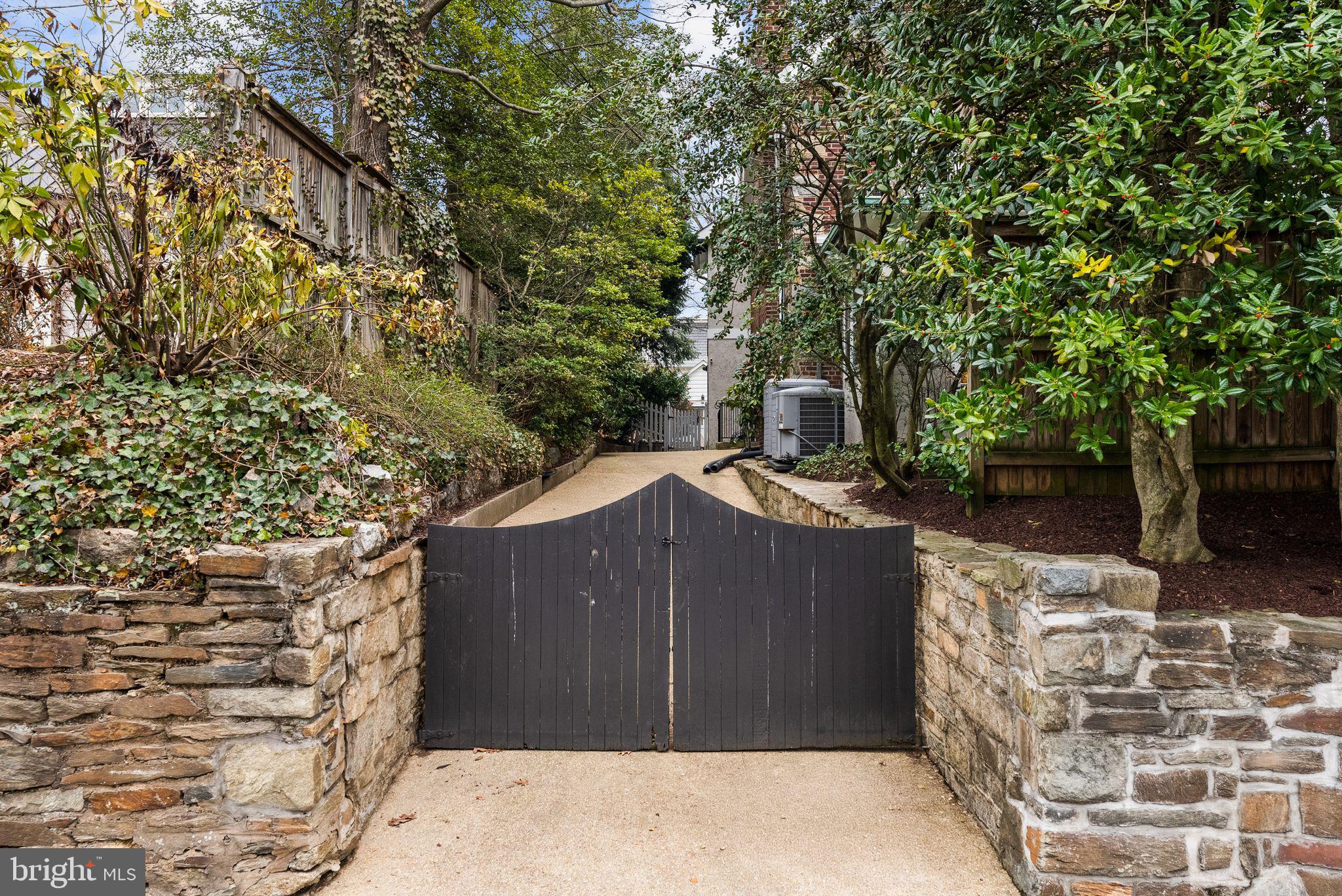 4545 KLINGLE STREET NW