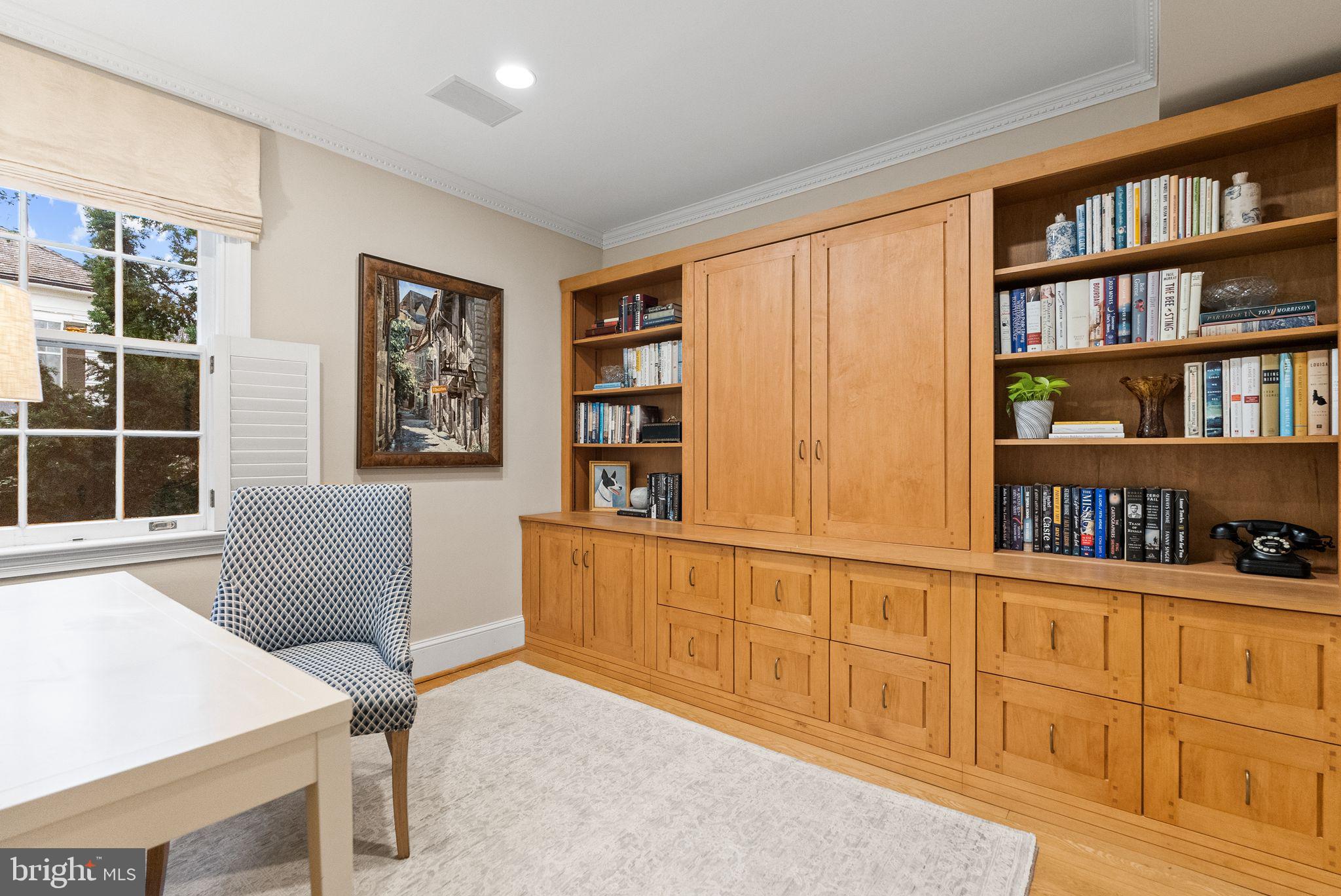 4545 KLINGLE STREET NW