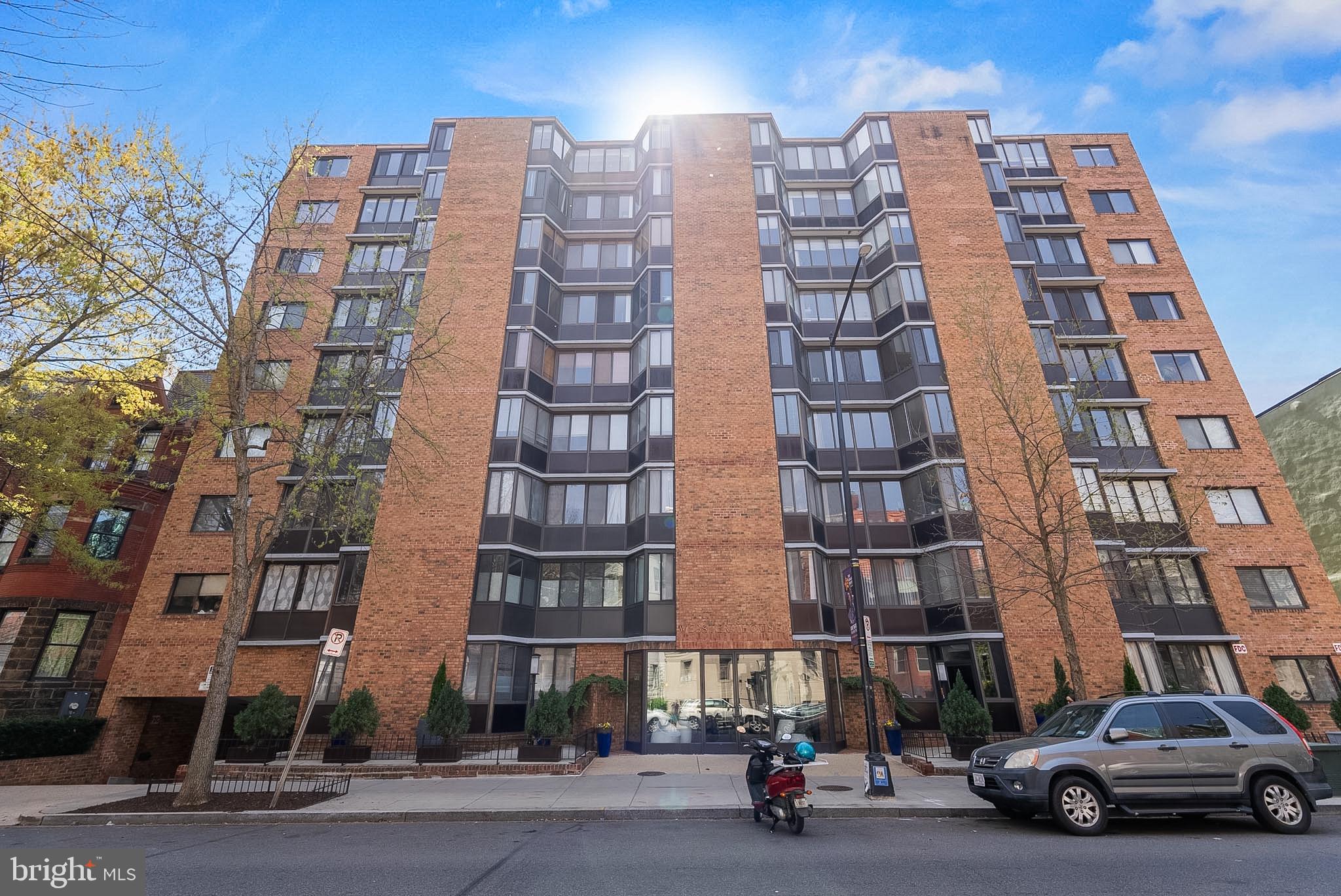 1718 P STREET NW 902
