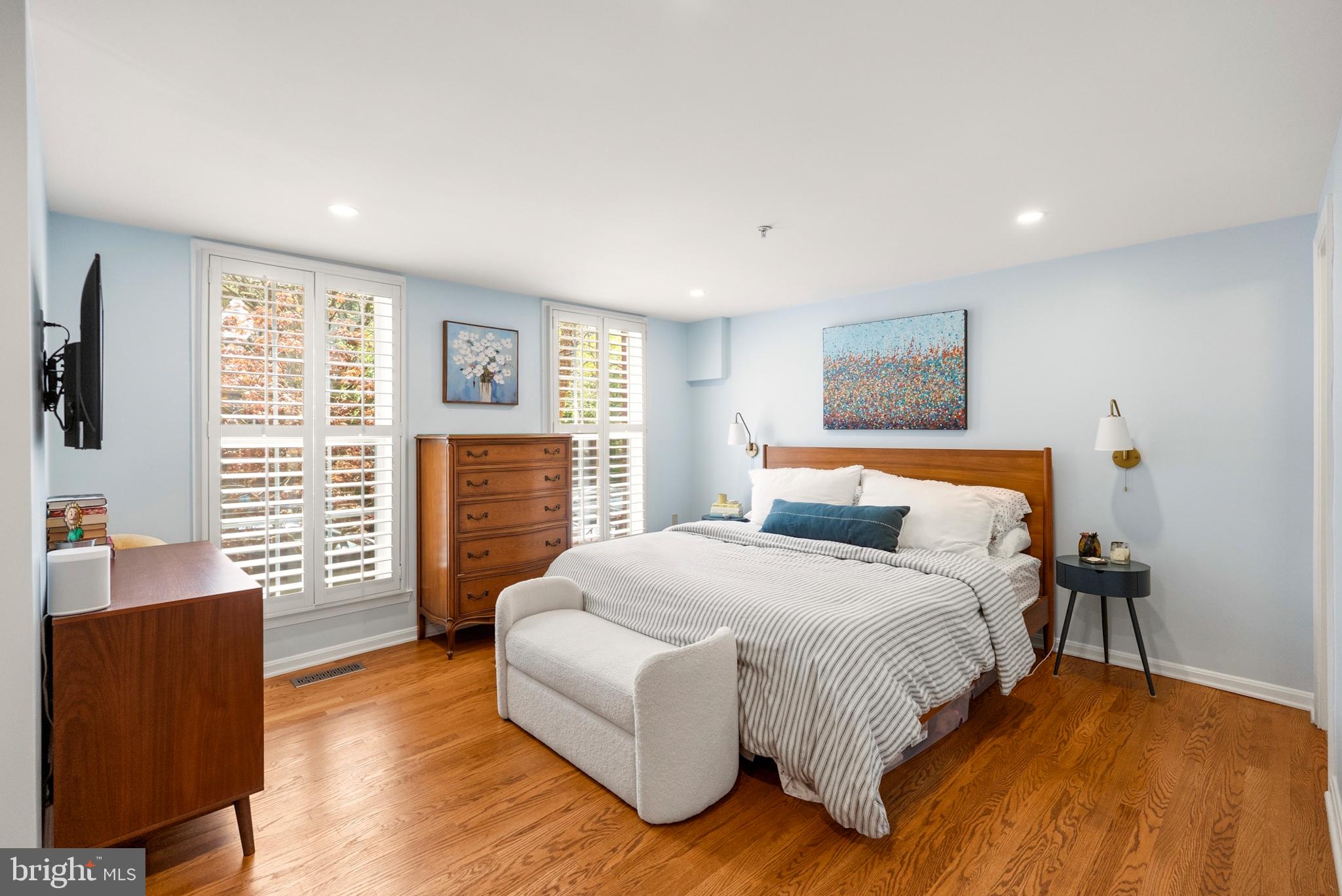 1935 BELMONT ROAD NW 1121