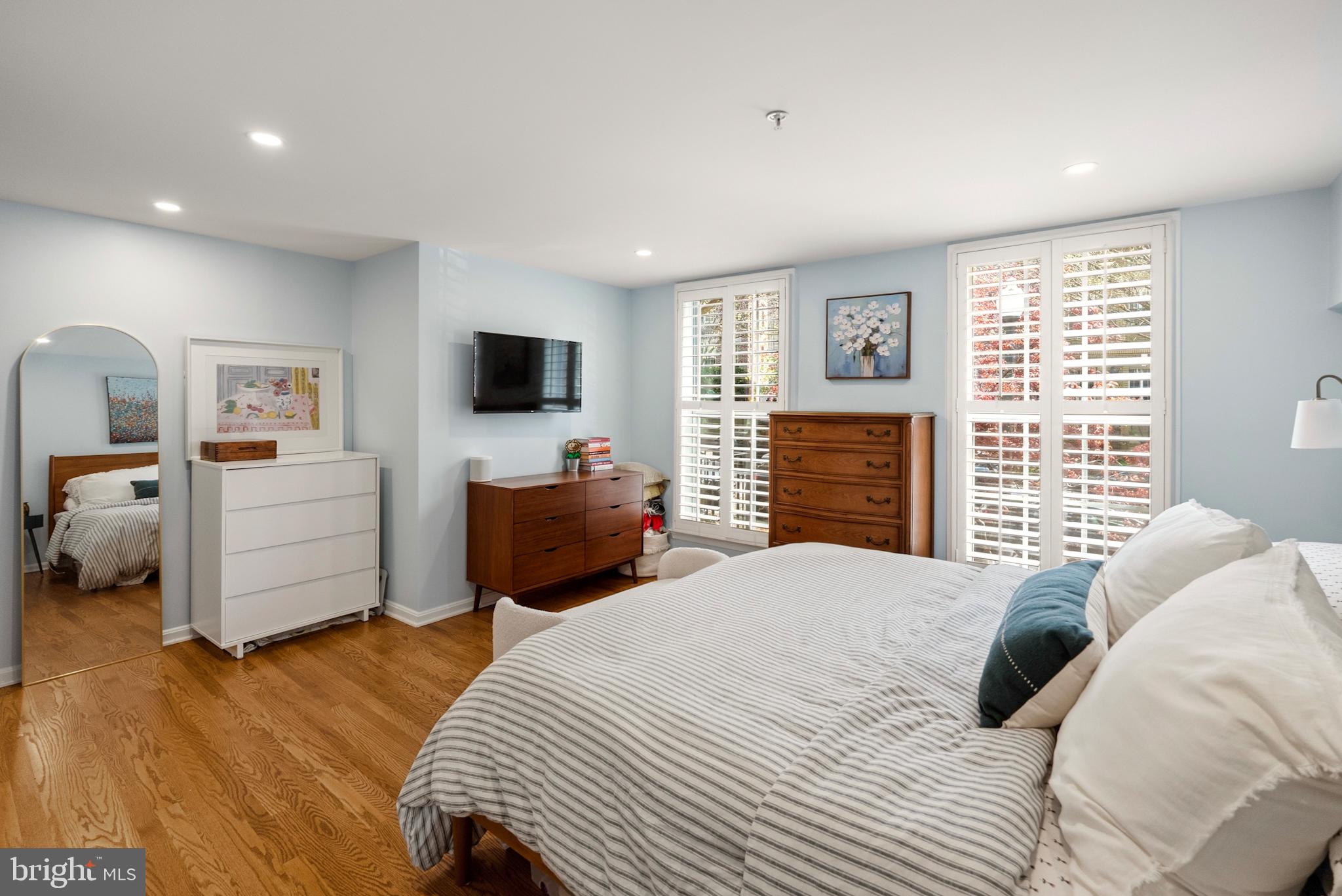 1935 BELMONT ROAD NW 1121