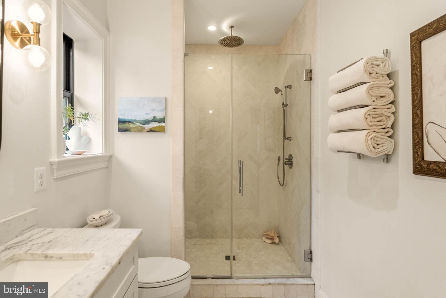 5711 COLORADO AVENUE NW