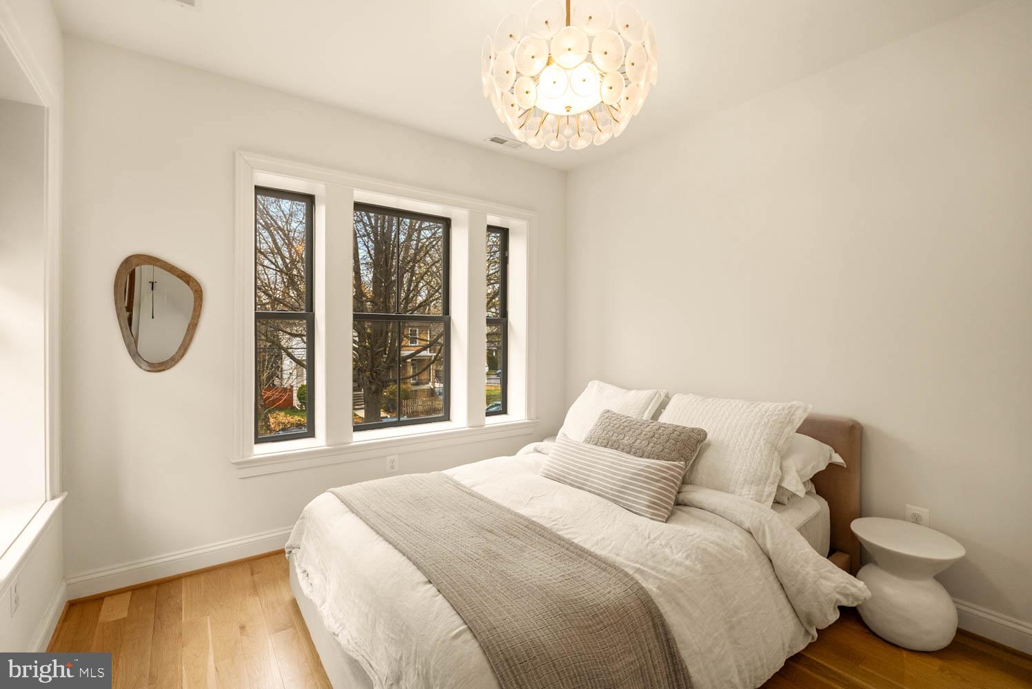 5711 COLORADO AVENUE NW