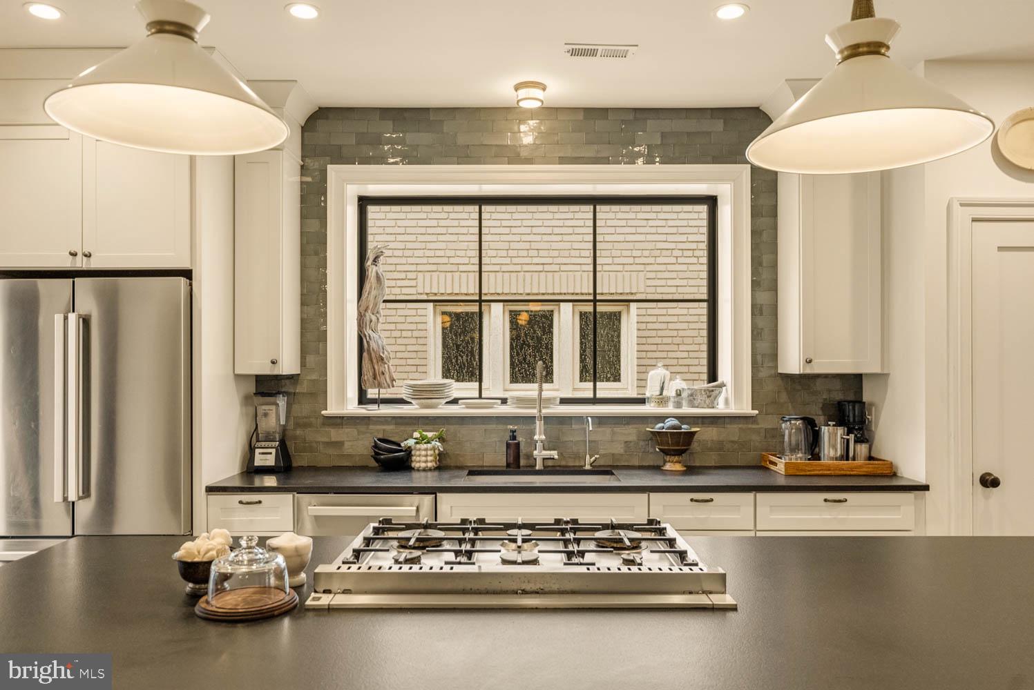 5711 COLORADO AVENUE NW