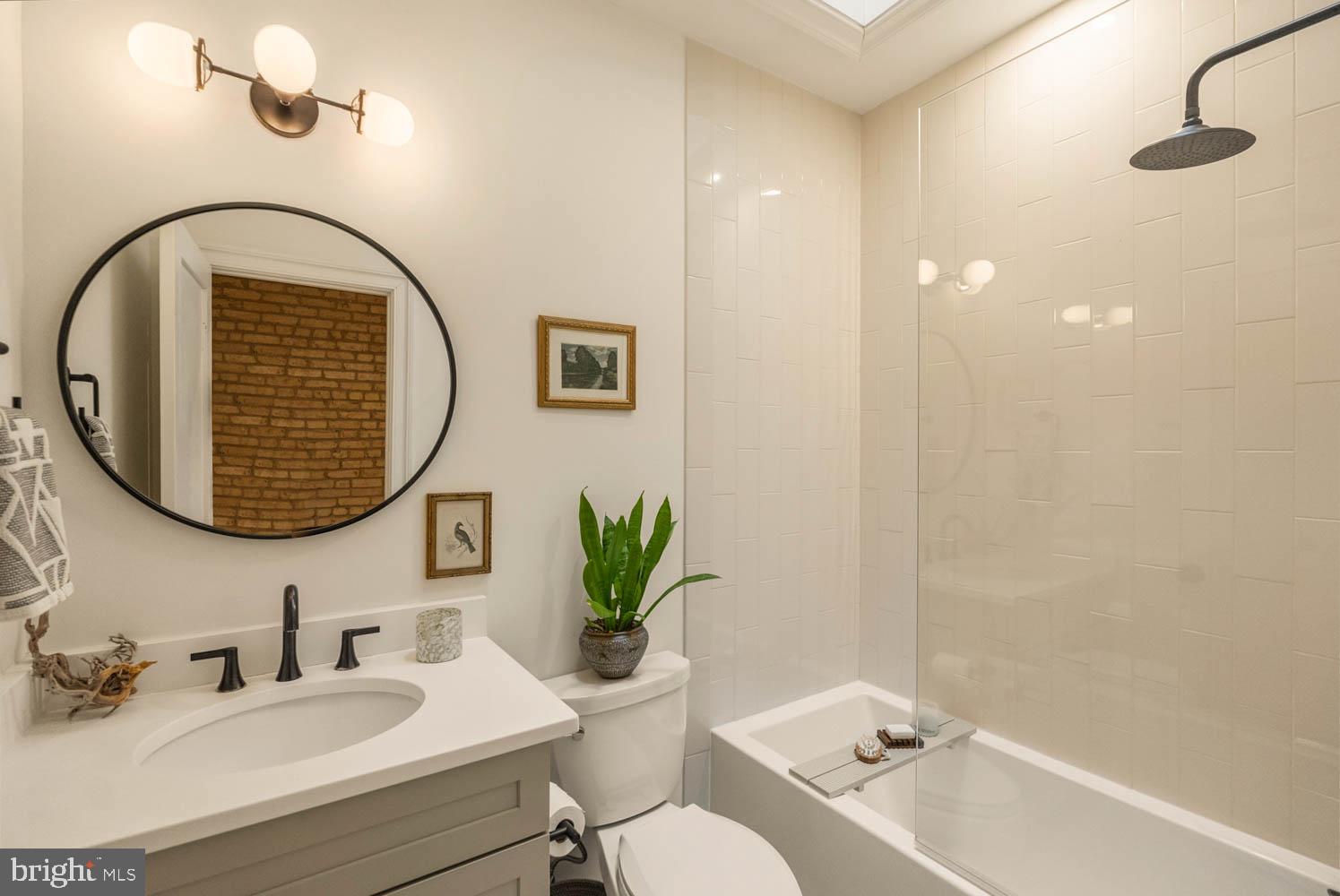 5711 COLORADO AVENUE NW