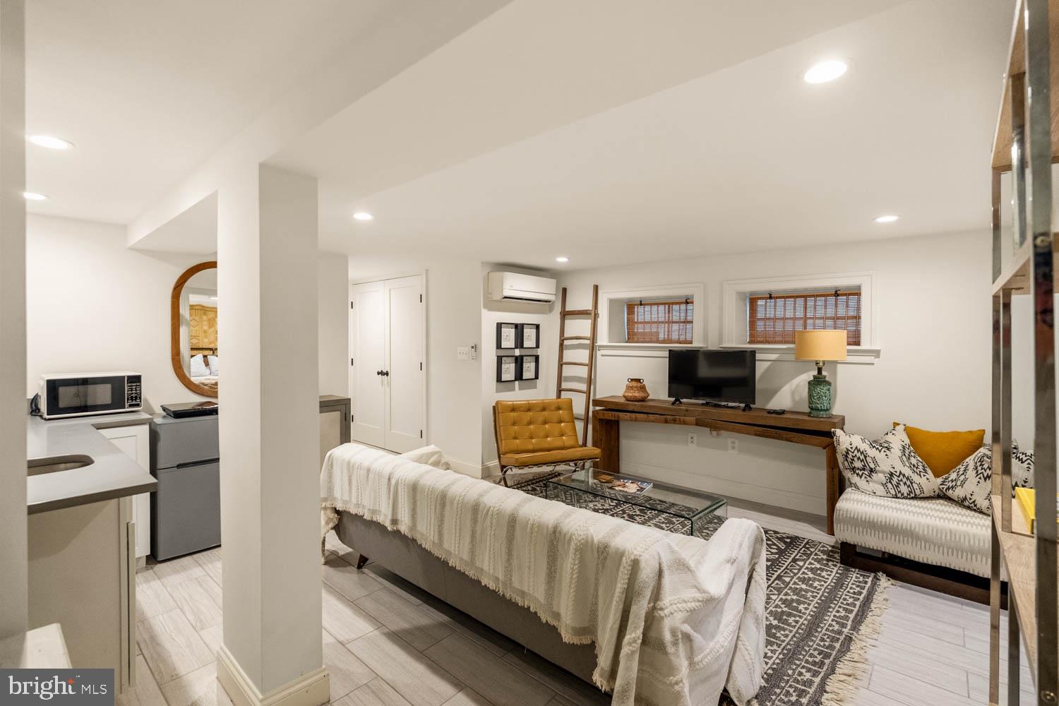 5711 COLORADO AVENUE NW