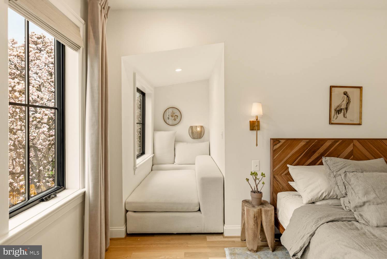 5711 COLORADO AVENUE NW