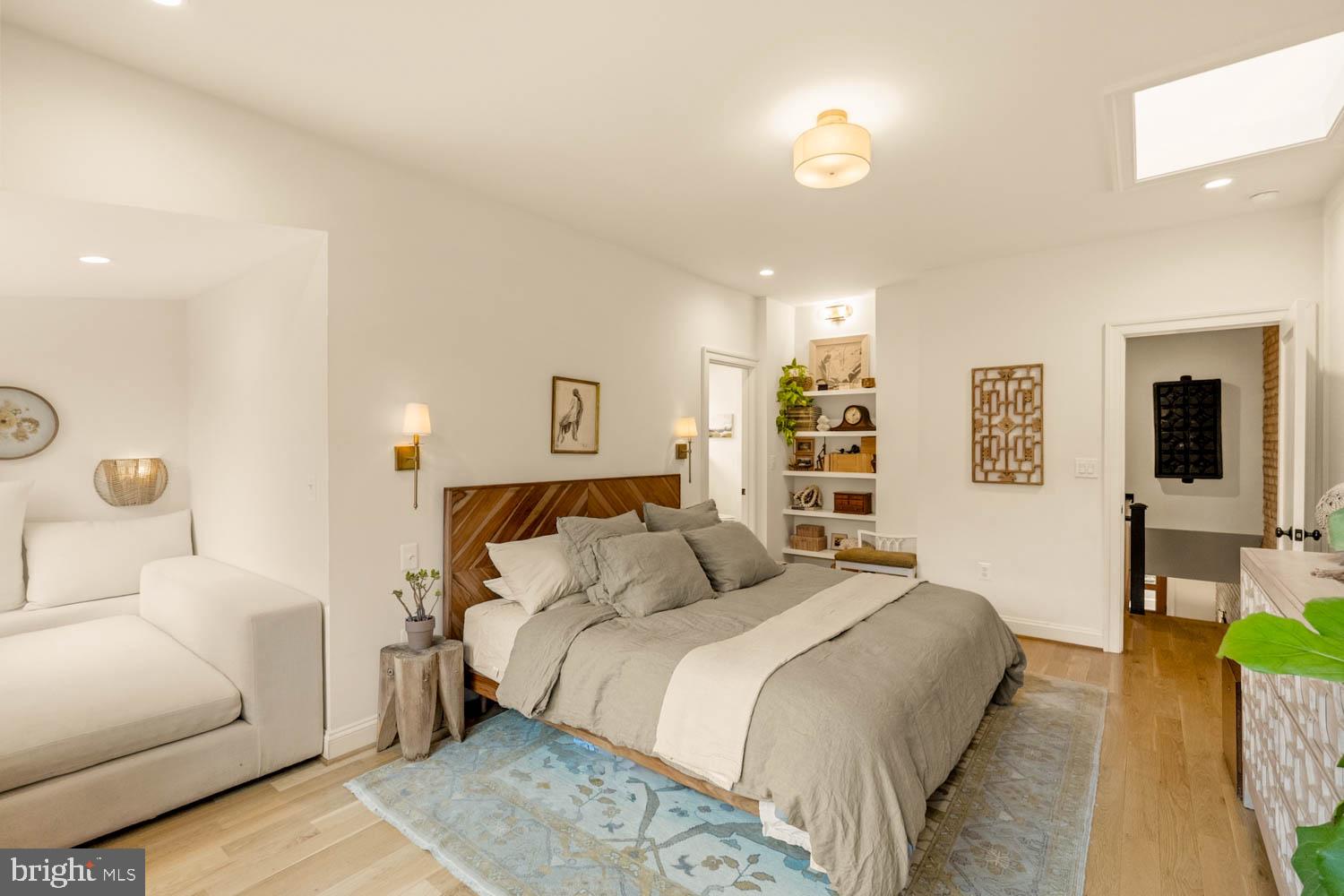 5711 COLORADO AVENUE NW