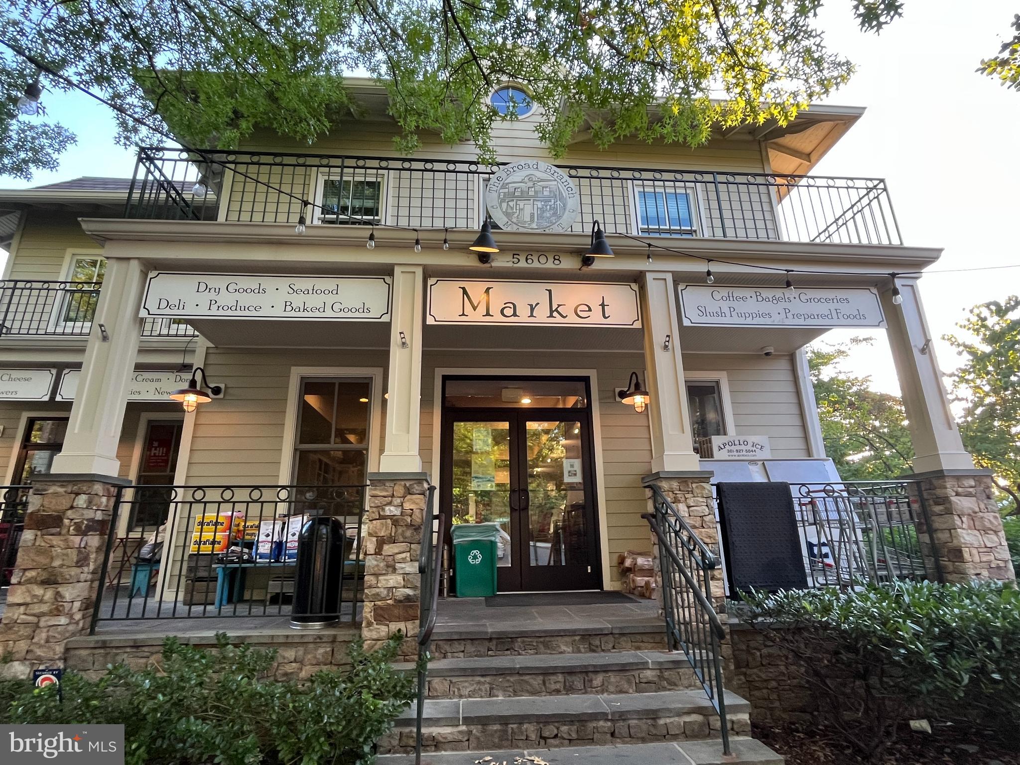 5439 NEVADA AVENUE NW
