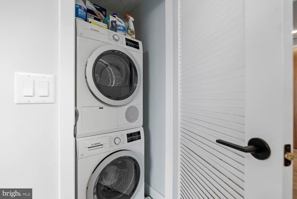 1300 4TH STREET SE 806