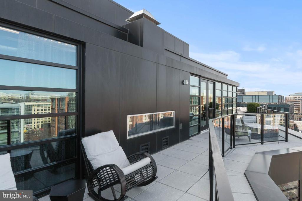 1300 4TH STREET SE 806