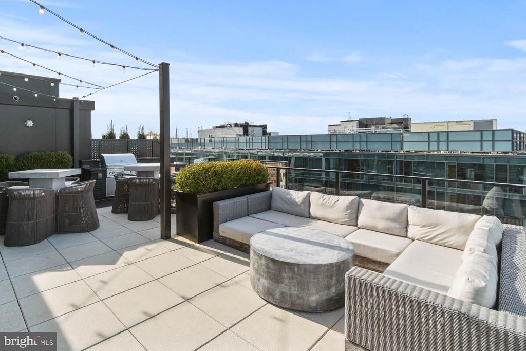 1300 4TH STREET SE 806