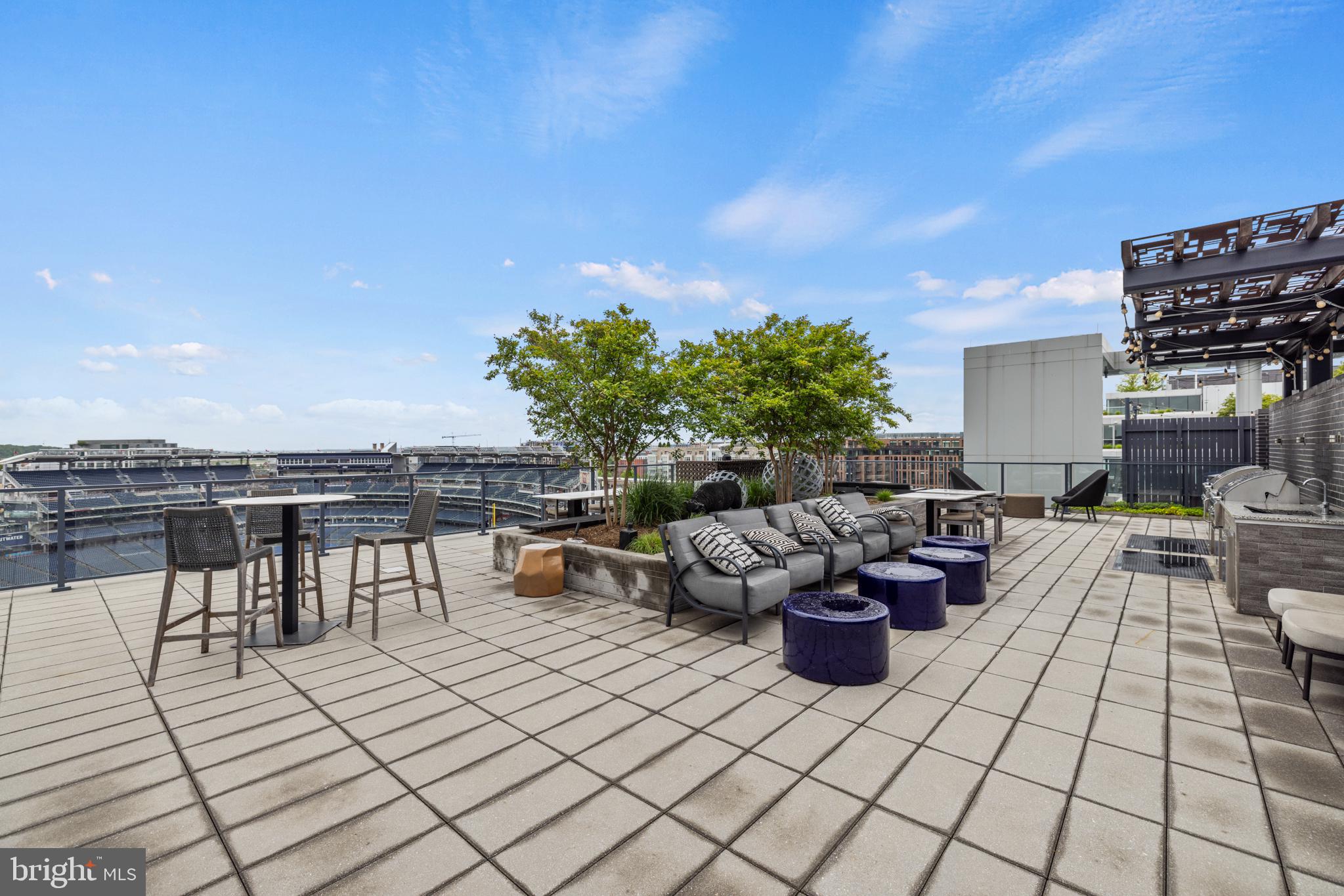 70 N STREET SE N603