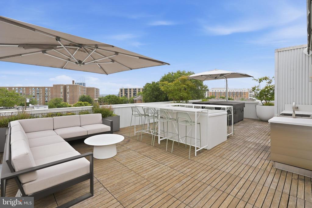 523 MONTANA AVENUE NE Unit: 525A