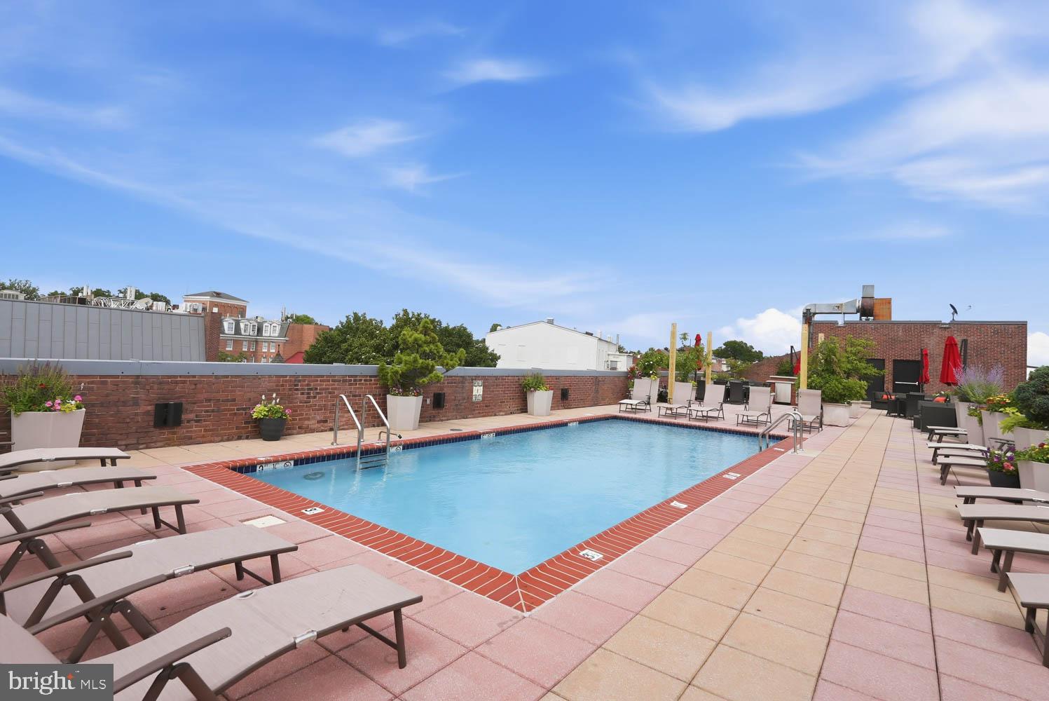 3251 PROSPECT STREET NW 302