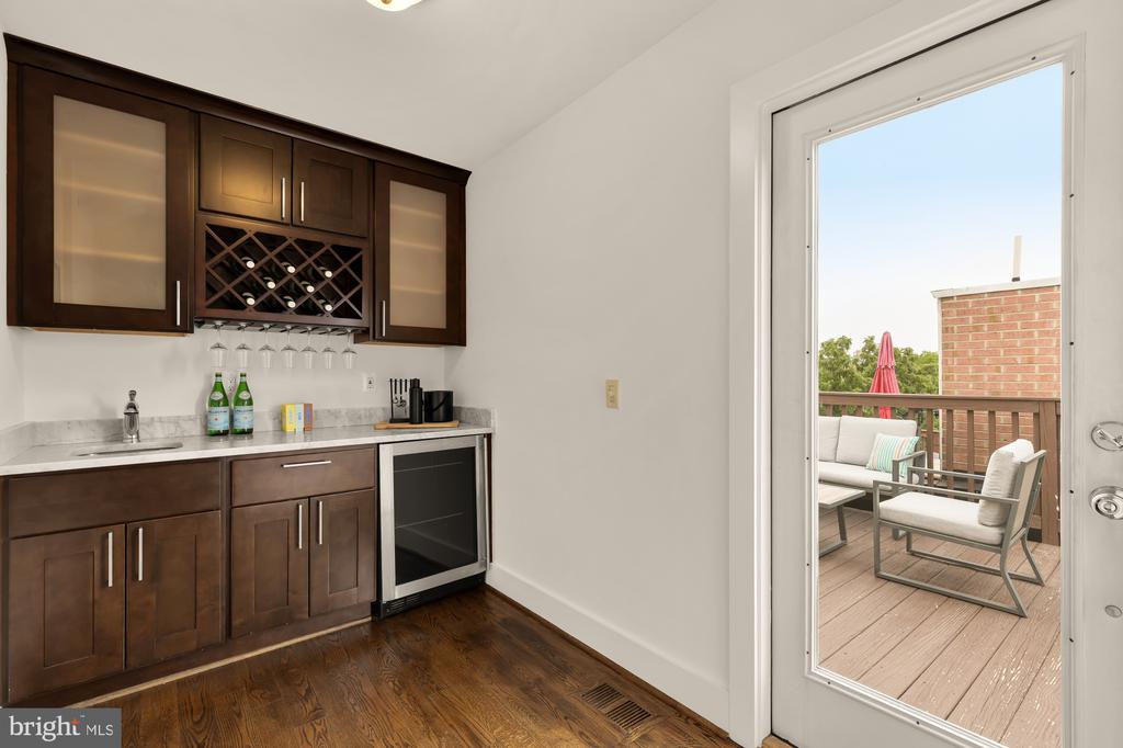 1223 KENYON STREET NW Unit: 3